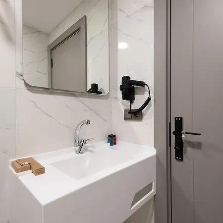 The Port Guezelyali Hotell *