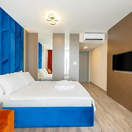 The Port Guezelyali