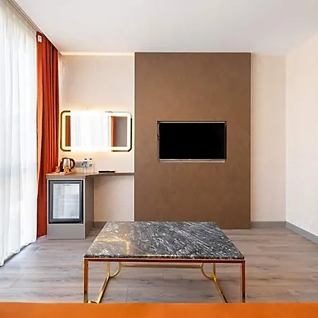 Hotel The Port Guezelyali *