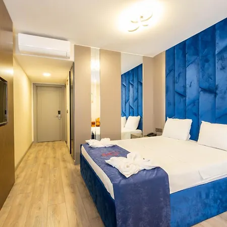 Hotel The Port Guezelyali *