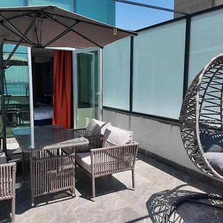 Отель The Port Guezelyali